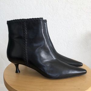Leather Via Spiga kitten heel ankle boots